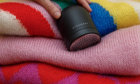 Laver un pull en laine et entretenir vos mailles : nos conseils d’expert