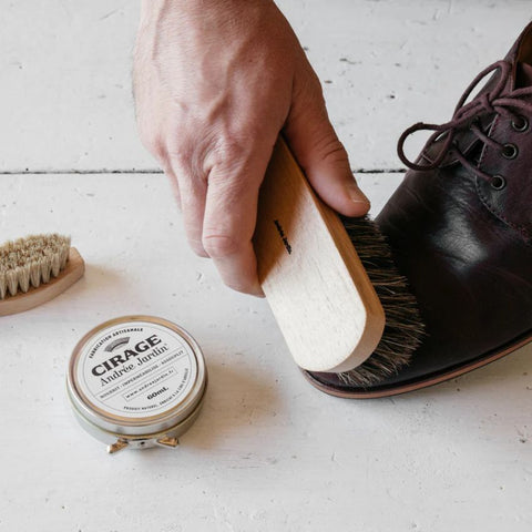 Coffret Nécessaire À Chaussures + Cirage