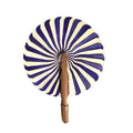 éventail artisanal en feuilles de palmier naturel et violet
