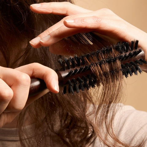 Brosse ronde en sanglier - Brushing & volume - Nina N°2