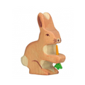 lapin en bois avec sa carotte coutume 