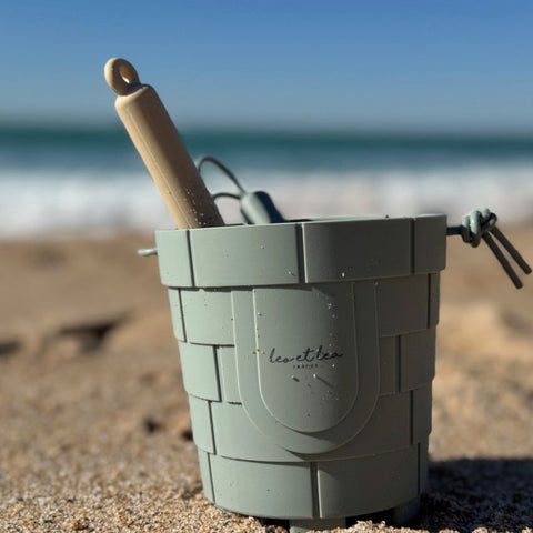 Set de plage en silicone - Seau et pelle