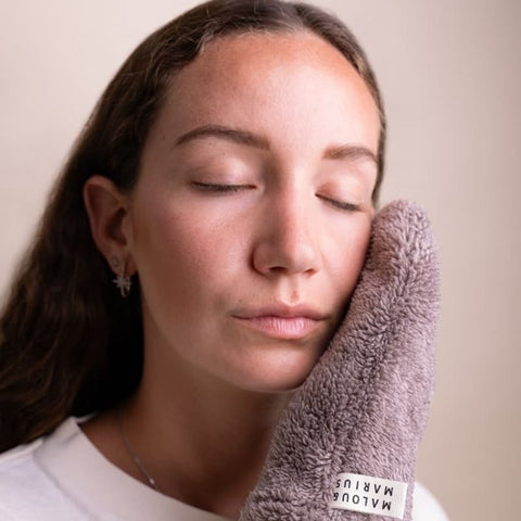 Gant démaquillant à l'eau - Taupe