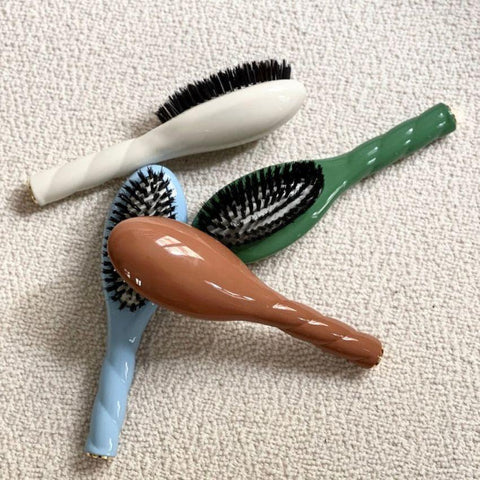 Petite brosse à cheveux "L'indispensable n°02" Soin et démêlage blanc crème La Bonne Brosse